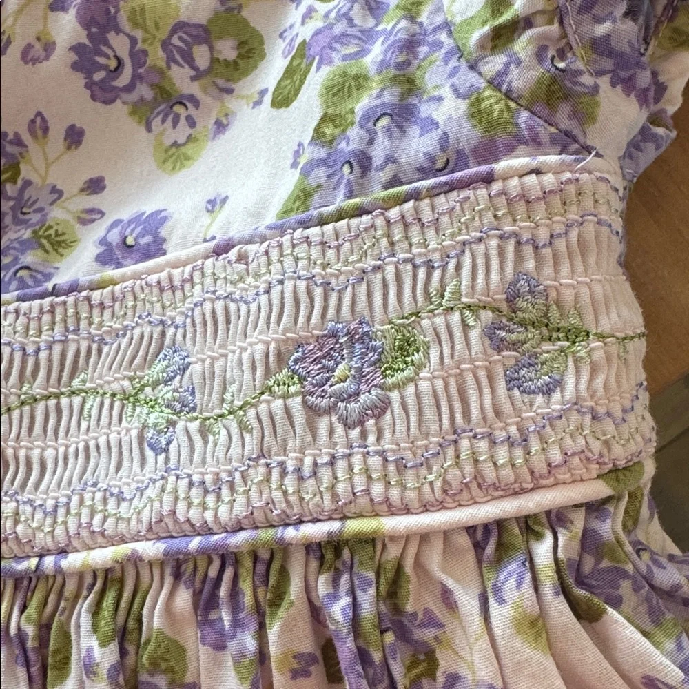 iris & ivy Floral Dress in Purple and Green smocked detail
18 months - Picture 8 of 8